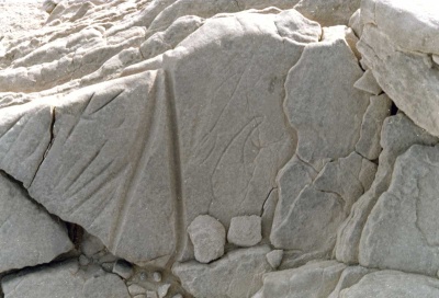 Foto 15 1005 83 Anthropomorphe Ritzung.jpg